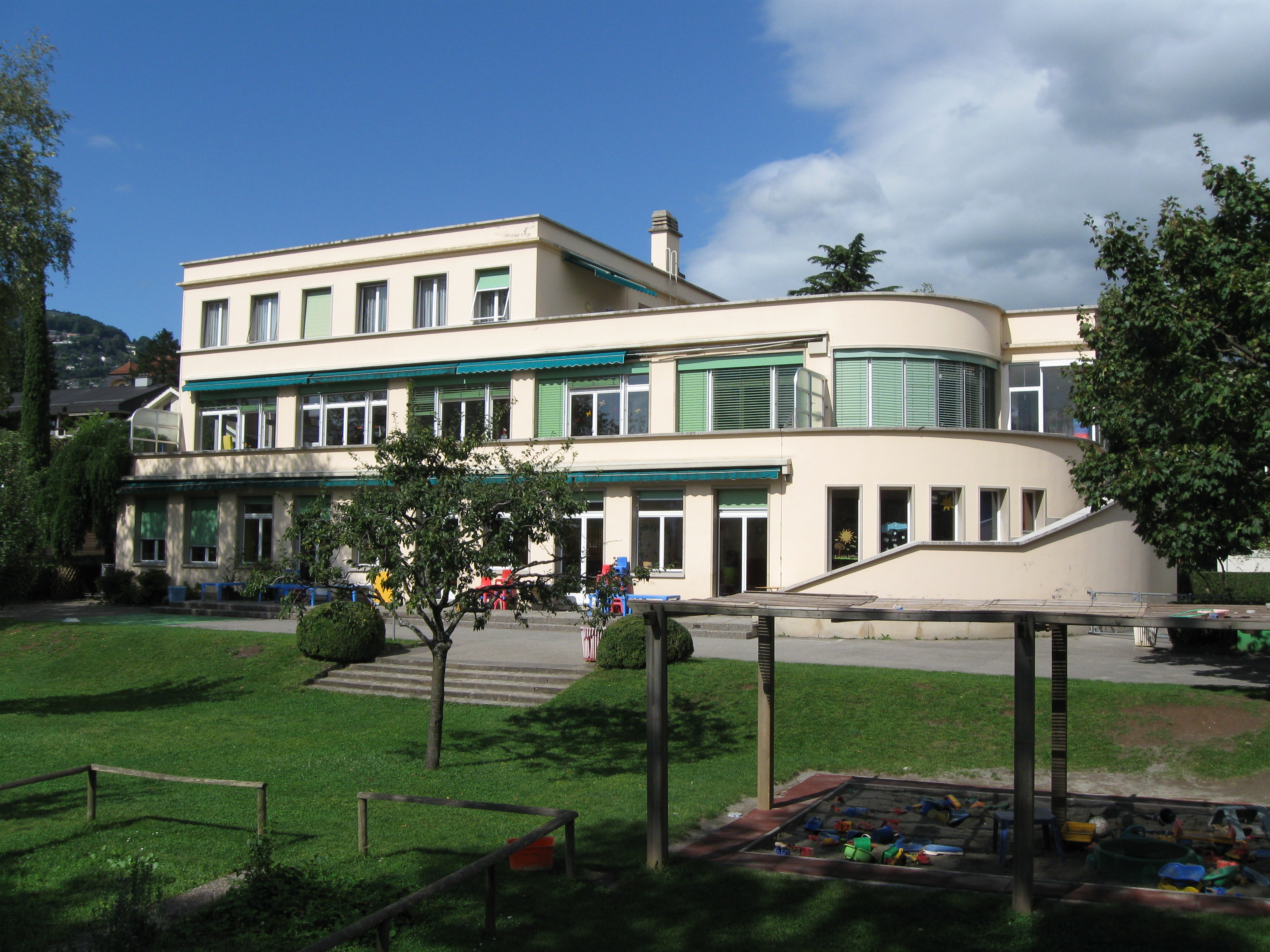 Vevey quitte le Réseau enfance Vevey et environs (REVE)